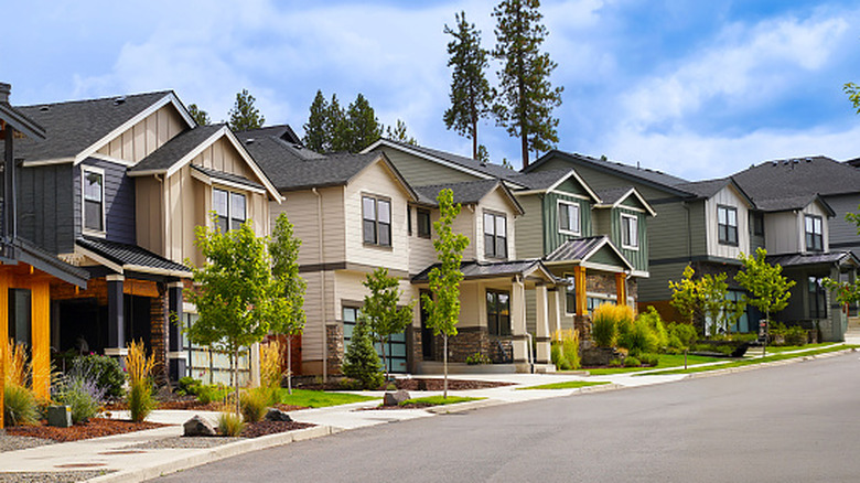 A quiet neighborhood in Bend, Oregon on a sunny day.