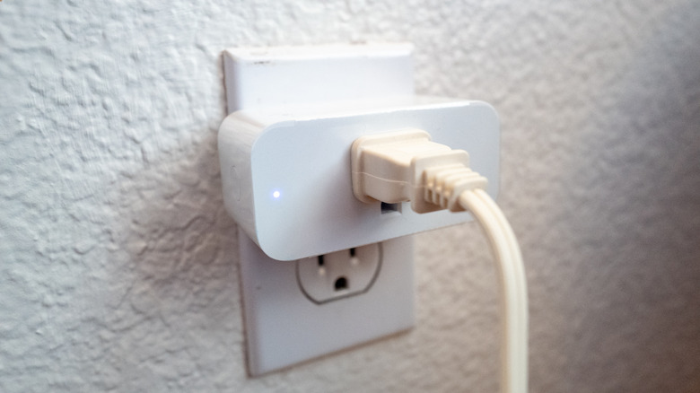 Amazon smart plug in outlet