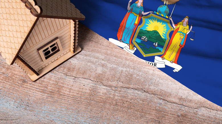 house with New York flag