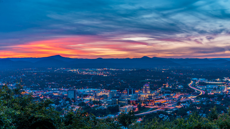 Roanoke, Virginia, at sunset with mountains in the background