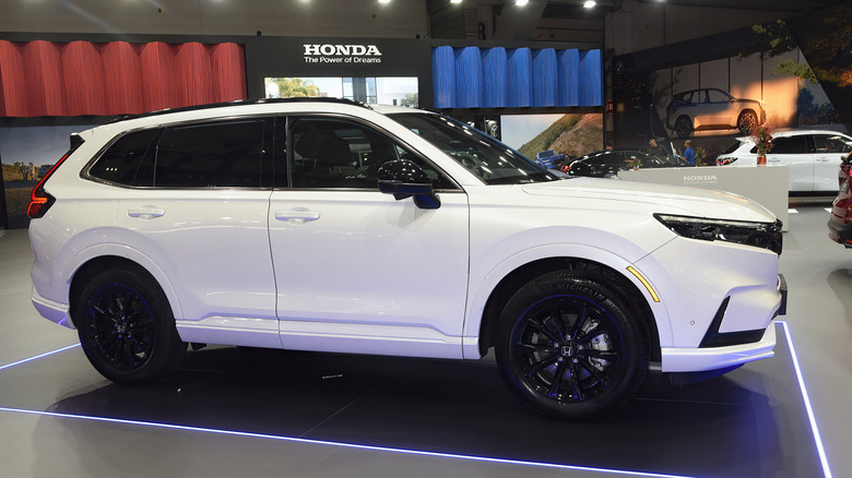 The Honda CRV car is on display at101st Brussels Motor Show 2025.