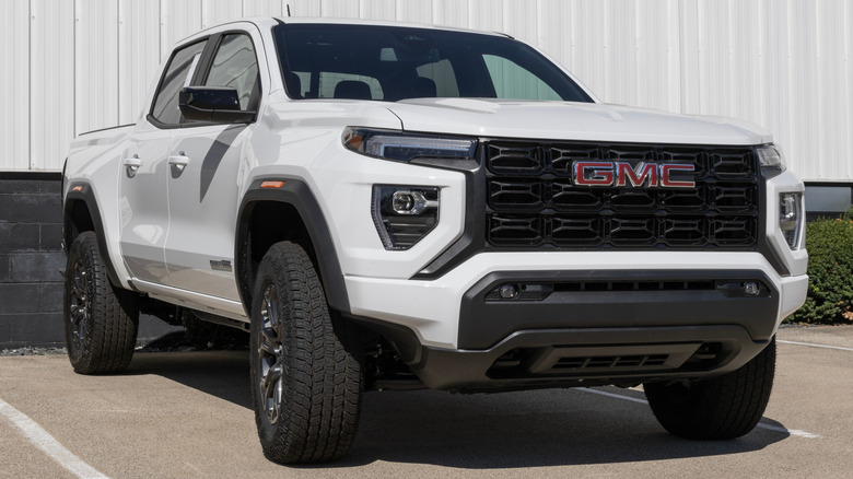 GMC Canyon Elevation Crew Cab pickup display.