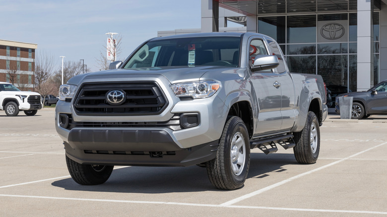 Toyota Tacoma SR display.