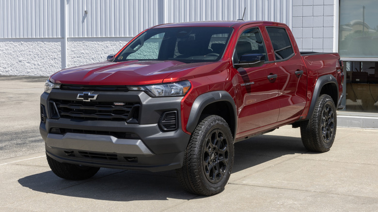 Chevrolet Colorado Trail Boss Midsize-Truck at a dealership.