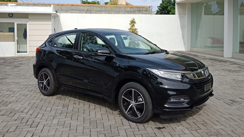 A parked black Honda HR-V