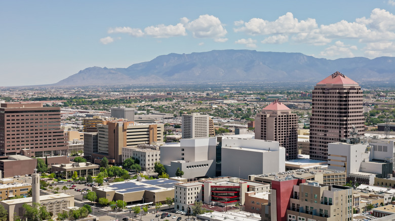 Aerial shot of downtown Albuquerque, New Mexico
