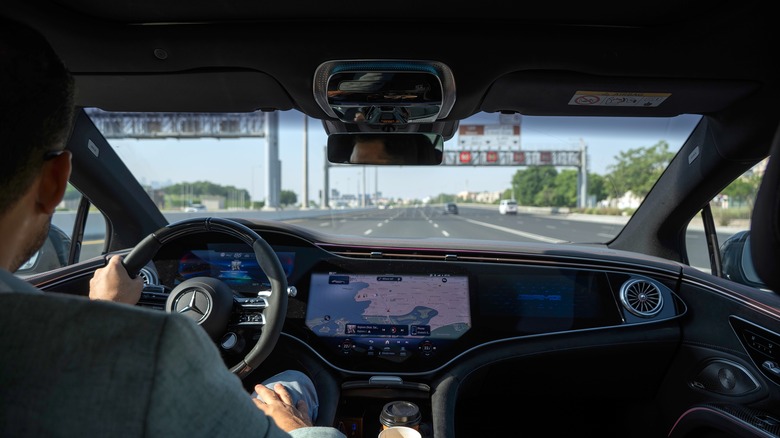 The pleasure of driving a Mercedes-Benz