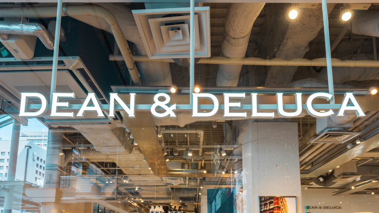 Dean and Deluca store sign.