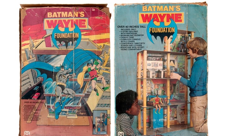 1977 Mego Batman's Wayne Foundation Playset