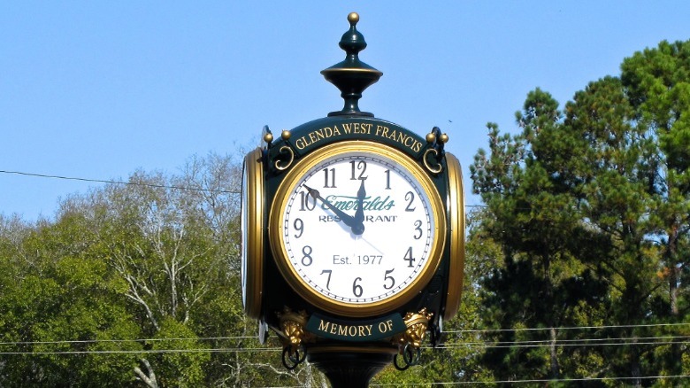 An outdoor clock in Waynesboro, TN.