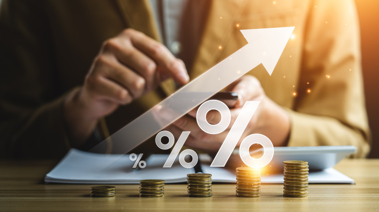 graphic of a retirement investment growing