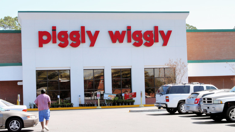 A Piggly Wiggly store