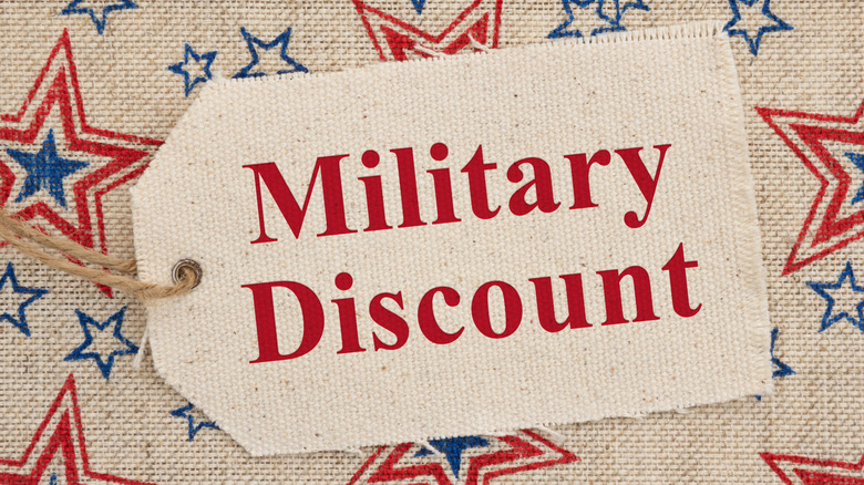 Military Discount note card on rustic red and blue star for patriotic promotions and veteran appreciation.