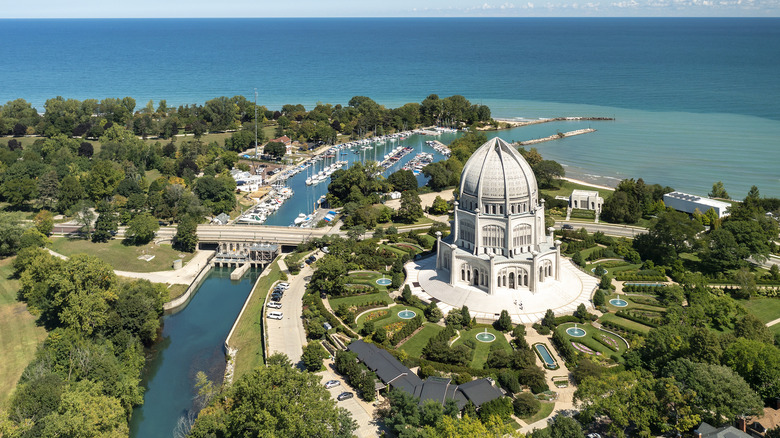Aerial view of Wilmette Harbor and the Baha'i Temple