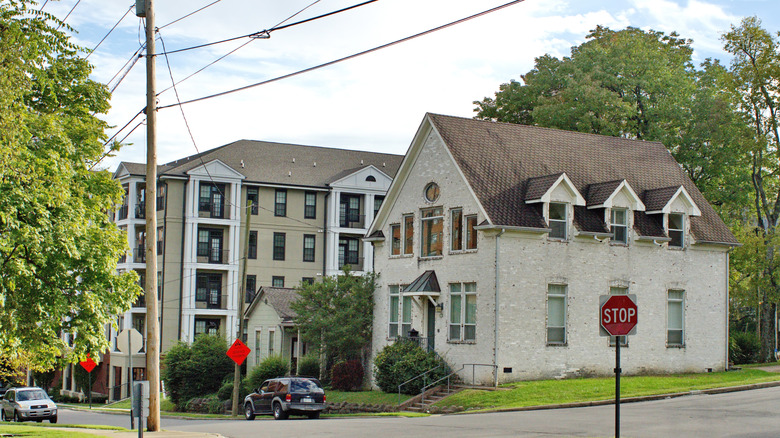 Historic residential properties in Nashville