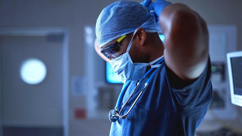 Surgeon preparing for surgery