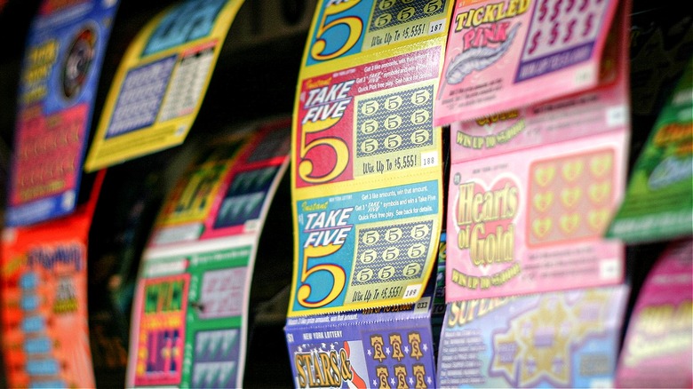 Lottery tickets in a bodega