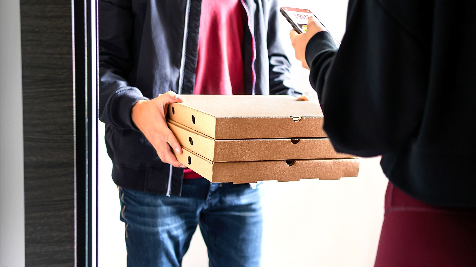 How Much Money Should You Tip Your Food Delivery App Driver?