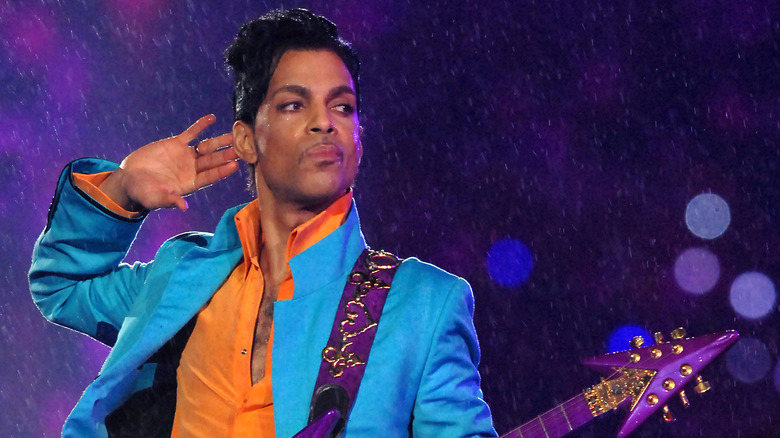 Prince plays the Super Bowl Halftime Show in the purple rain.