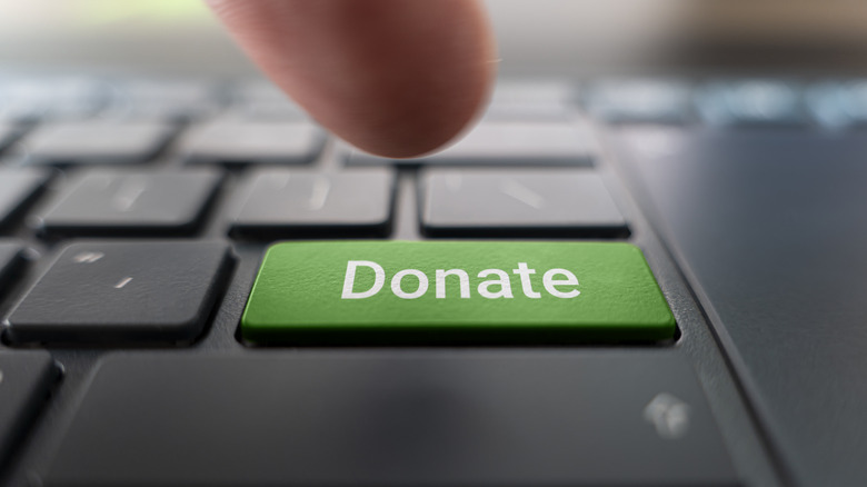 Pressing keyboard "donate" button