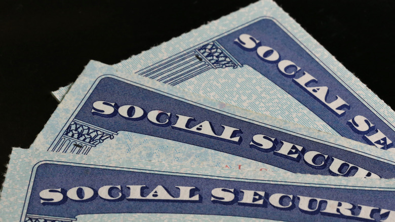 Image of three Social Security cards