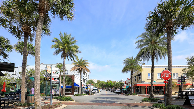Downtown town center area of Mount Dora