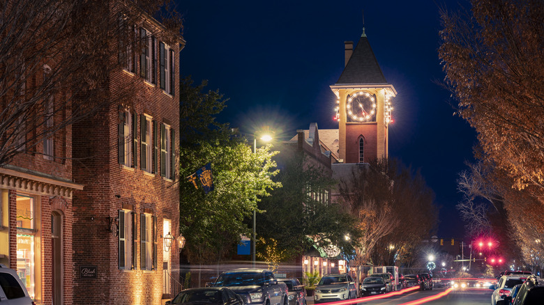 Downtown New Bern at night