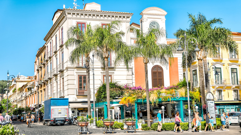 Tourists enjoying the sights and shopping along the streets of Sorrento