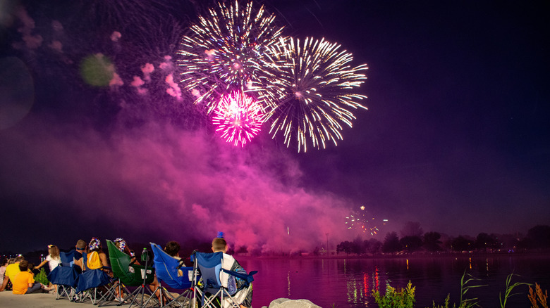 Bay City fireworks over Saginaw river