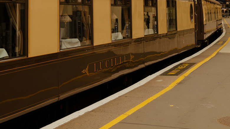 The Pullman train