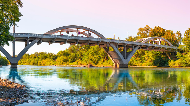 Bridge over river in Grants Pass, Oregon