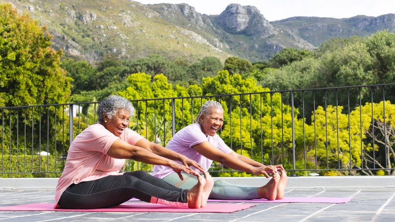 retired couple worrying about money