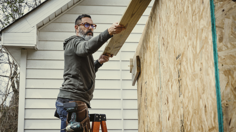 contractor building an extension