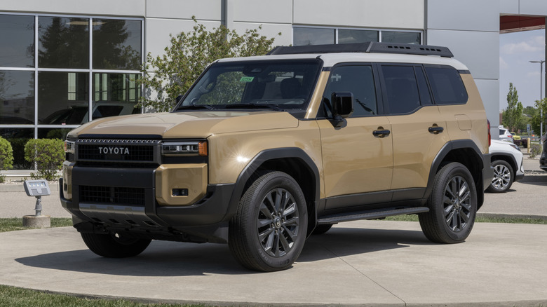 Toyota Land Cruiser Hybrid display.