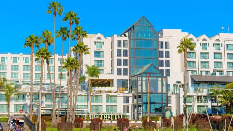 regent santa monica beach hotel
