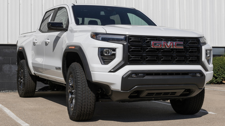 GMC Canyon Elevation Crew Cab pickup display.