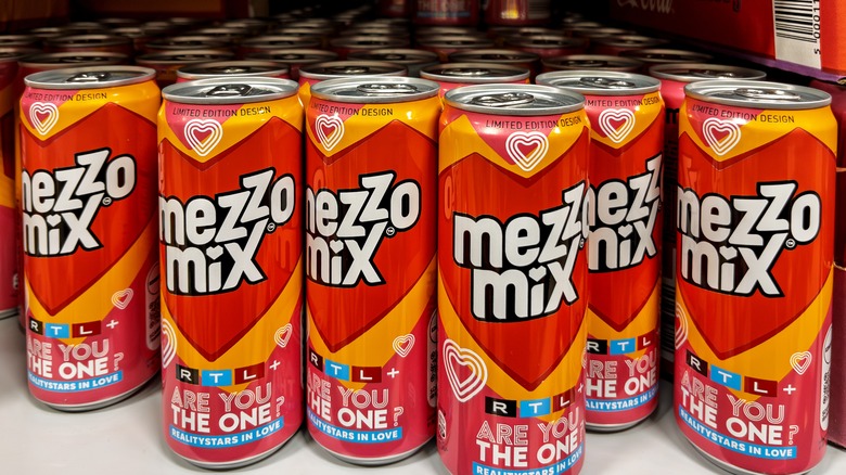 several colorful cans of Mezzo Mix