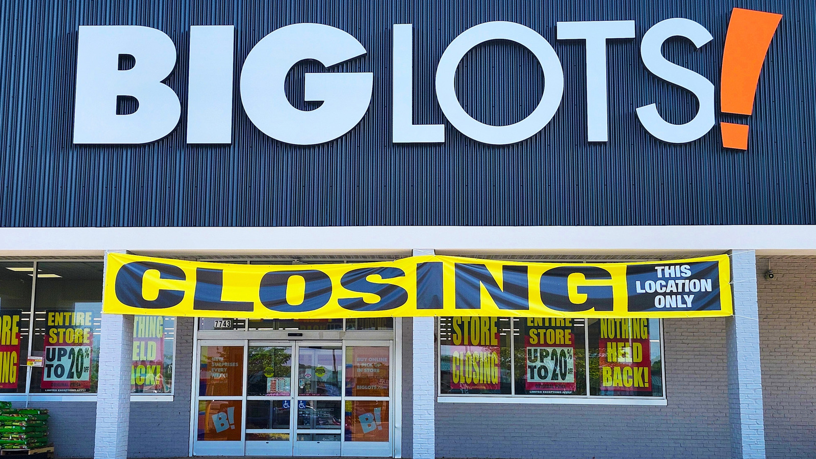 The Discount Retail Store That's Taking Over Where Big Lots Left Off