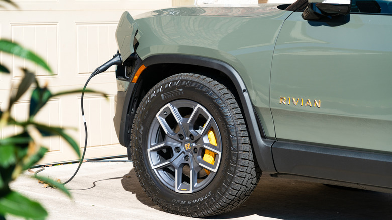 Rivian truck charching