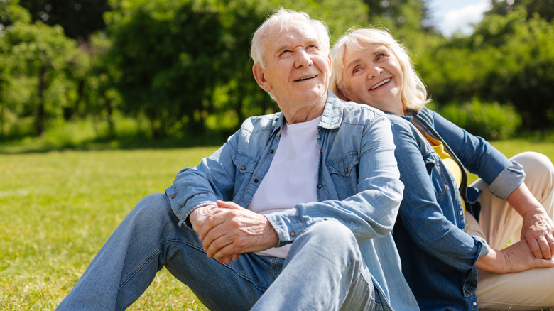 Older couple sitting in the park