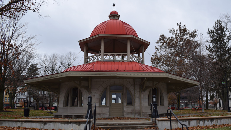 The Transfer Station in Decatur, Illinois, on a cloudy day