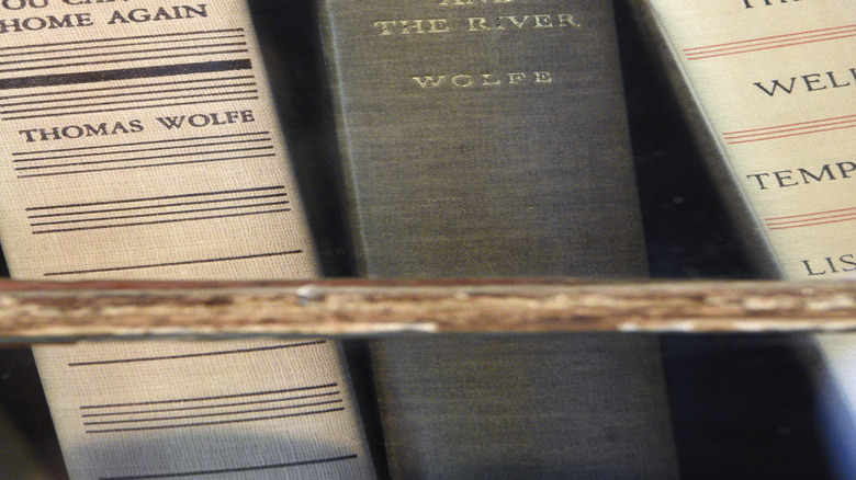 Thomas Wolfe novels are displayed