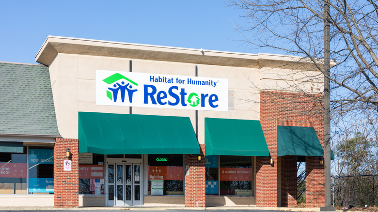 Habitat for Humanity ReStore storefront