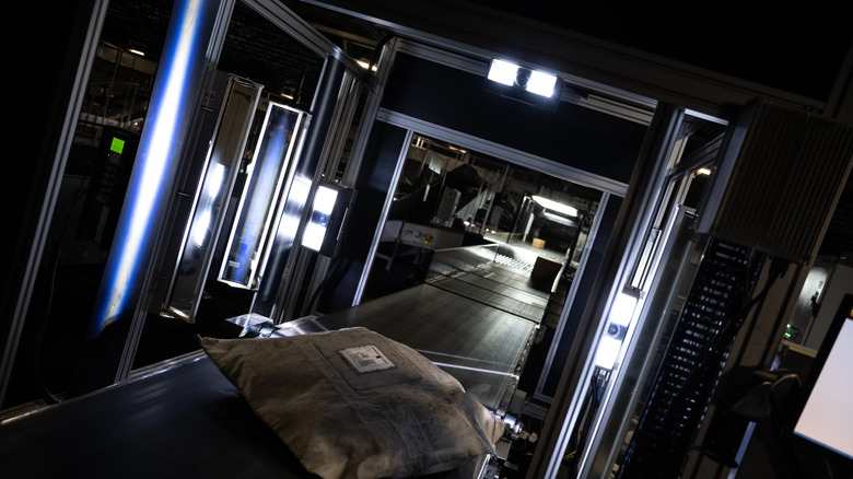 A label scanning device at the UPS Centennial Ground Hub in Kentucky in 2021.