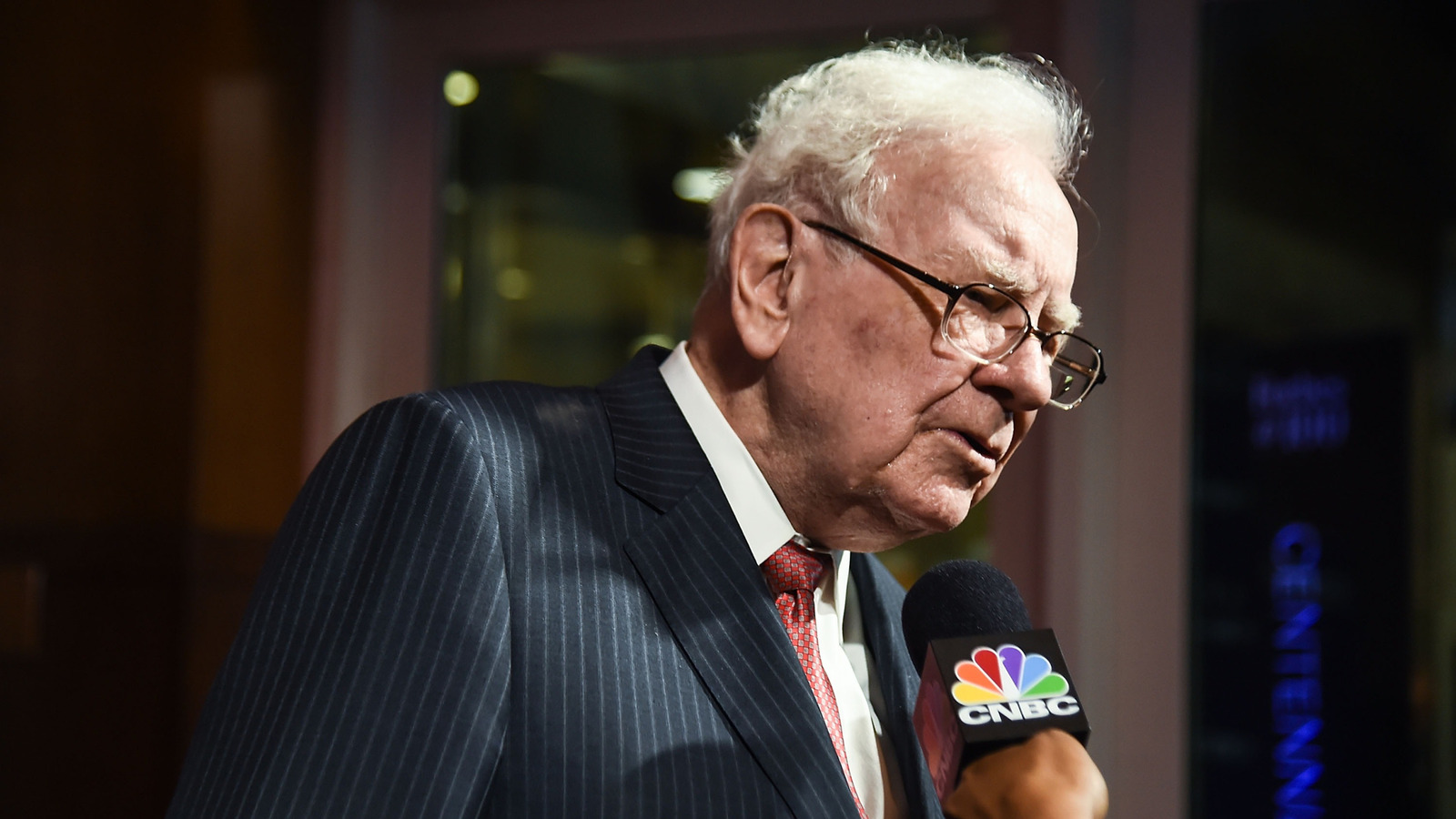 Warren Buffett Says This Hobby Is A Complete Waste Of Money