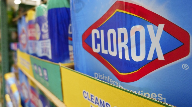 Box of Clorox wipes on a shelf in a super market